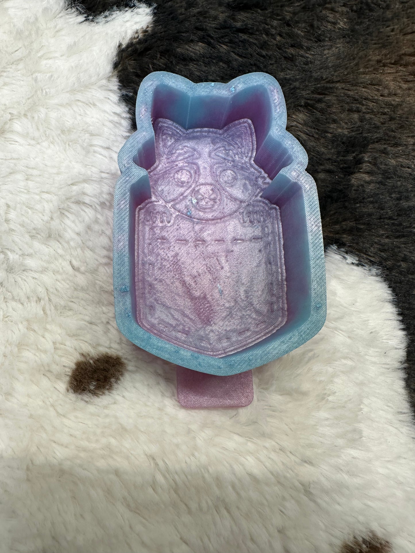 Raccoon Pocket Mold