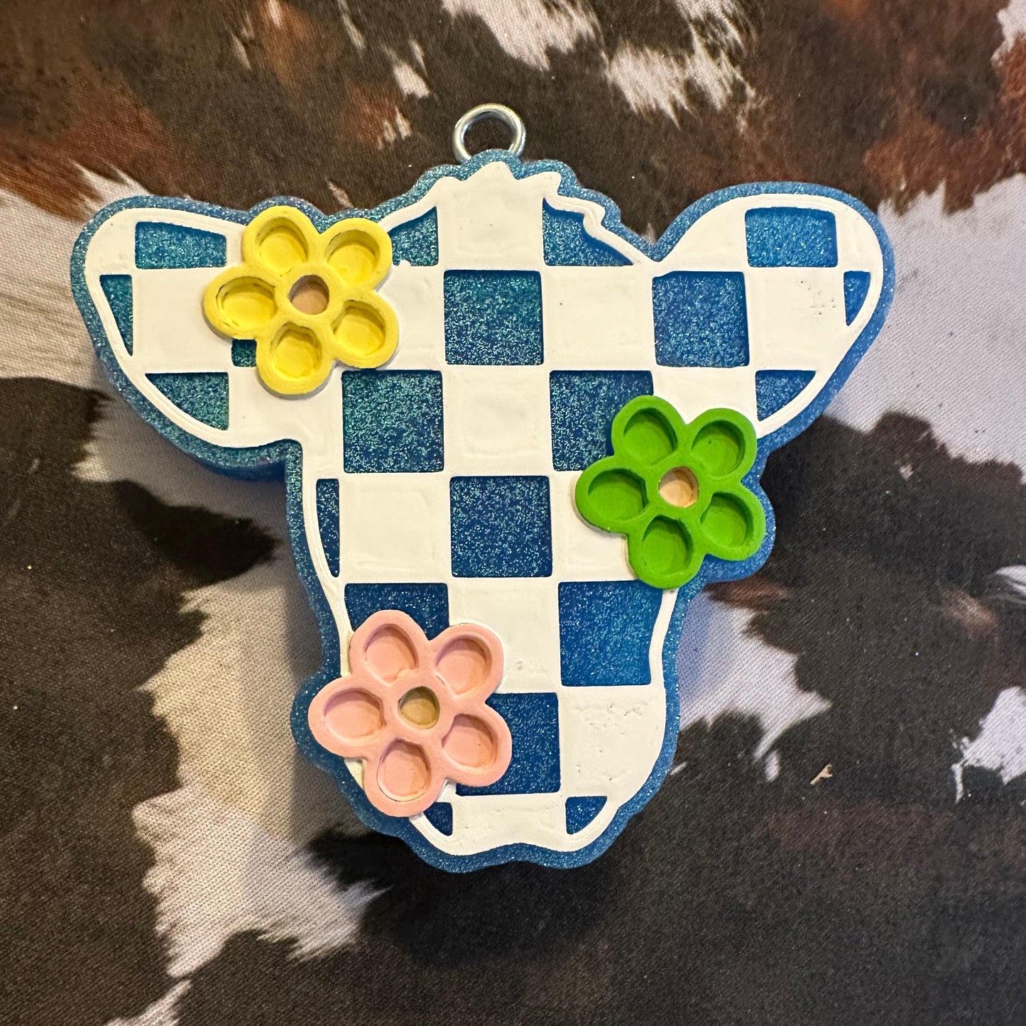 Checkered Cow - Narcissist